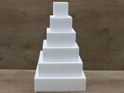 Square cake dummy set with straight egdes of 10 cm high