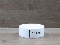 Round cake dummies with straight edges of 7,5 cm high
