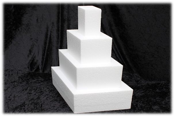 Diamond cake dummies with straight edges of 10 cm high