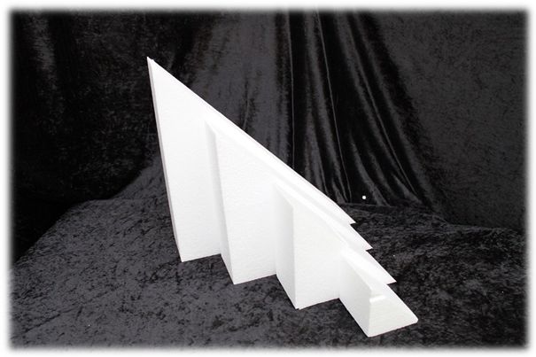 Triangle cake dummies with straight edges of 10 cm high