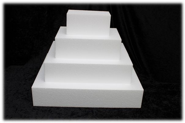 Oblong cake dummies with straight edges of 10 cm high